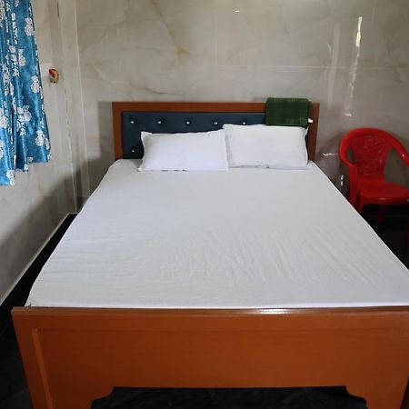 Jagannatha Guest House Пури Екстериор снимка